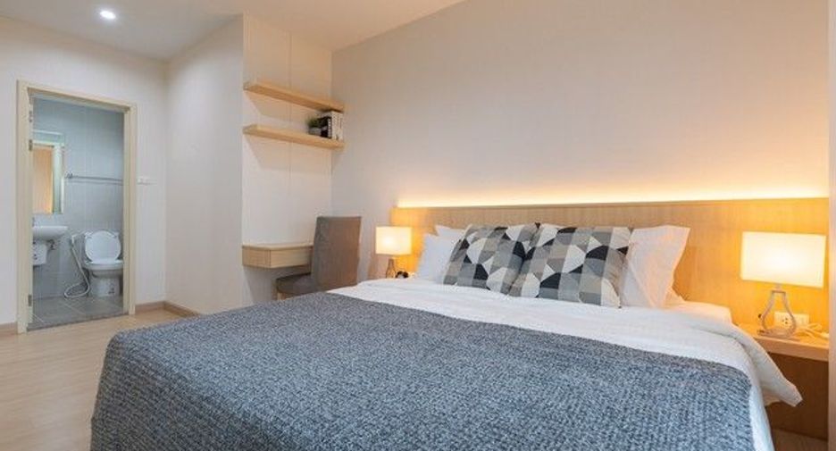 For rent 2 ベッドルーム condo in Huai Khwang, Bangkok