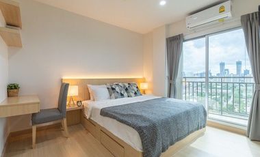 For rent 2 ベッドルーム condo in Huai Khwang, Bangkok