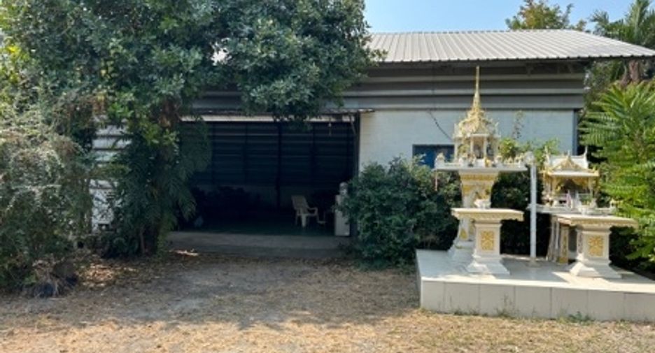 For sale 6 bed warehouse in Mueang Chon Buri, Chonburi