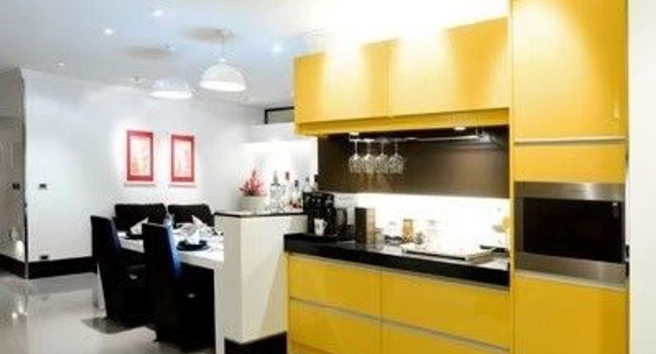 For rent 3 bedrooms condo in Watthana, Bangkok