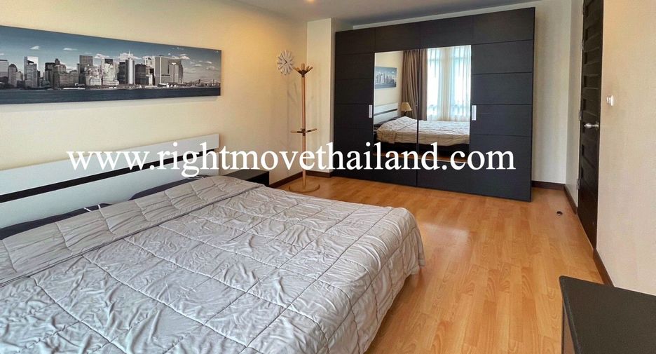 For sale 1 bed condo in Watthana, Bangkok
