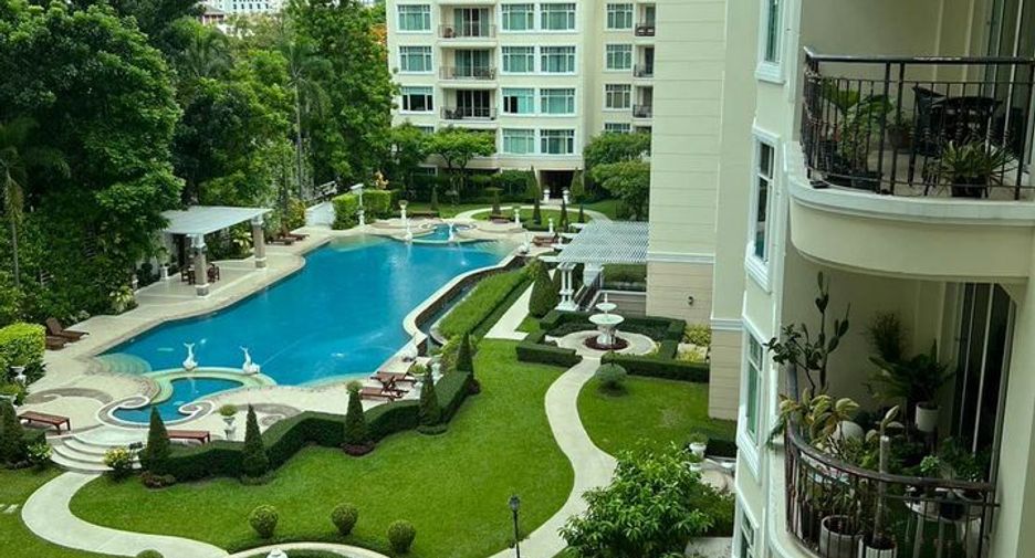 Condo en alquiler de 3 habitaciones en Sathon, Bangkok