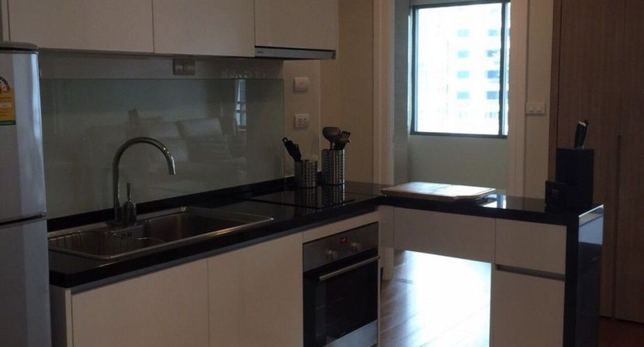 Condo en alquiler de 2 habitaciones en Khlong Toei, Bangkok