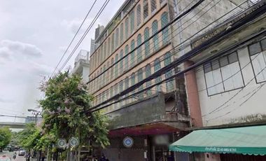 出售 6 卧室 商业空间 在 Khlong San, 曼谷
