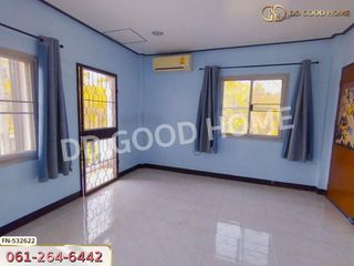 For sale 3 bedrooms townhouse in Lat Lum Kaeo, Pathum Thani