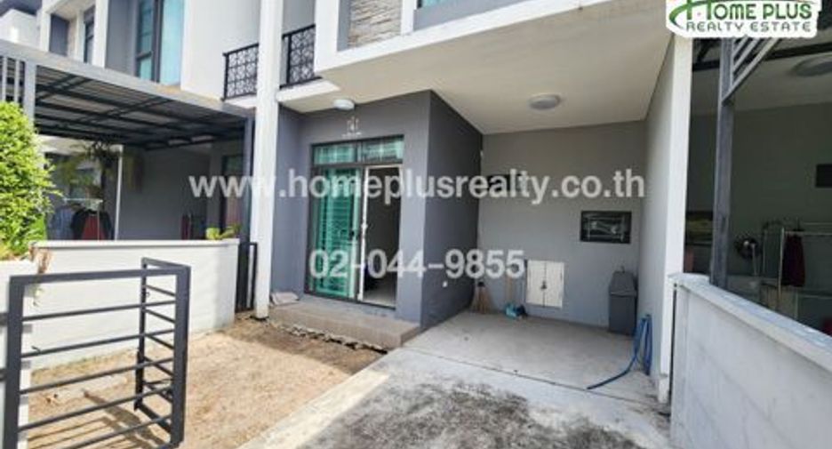 For sale 3 bedrooms townhouse in Thung Khru, Bangkok