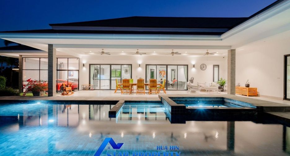 For sale 4 bedrooms house in Cha Am, Phetchaburi
