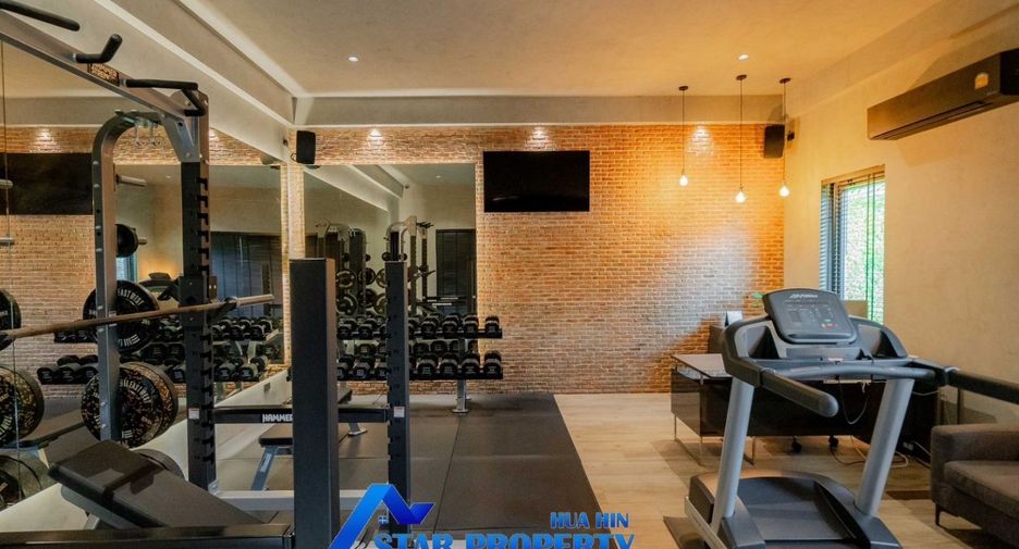 For sale 4 bedrooms house in Cha Am, Phetchaburi