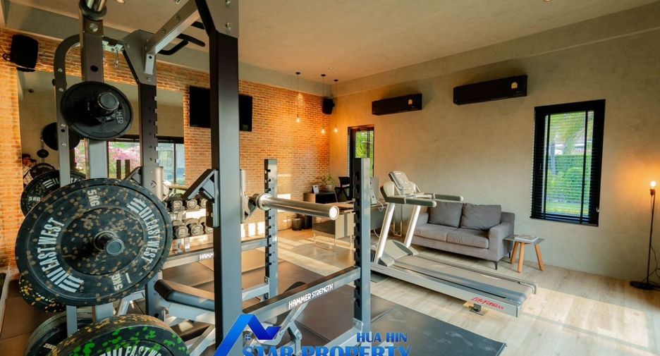 For sale 4 bedrooms house in Cha Am, Phetchaburi