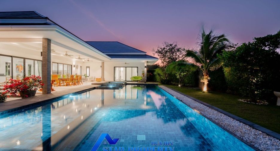 For sale 4 bedrooms house in Cha Am, Phetchaburi