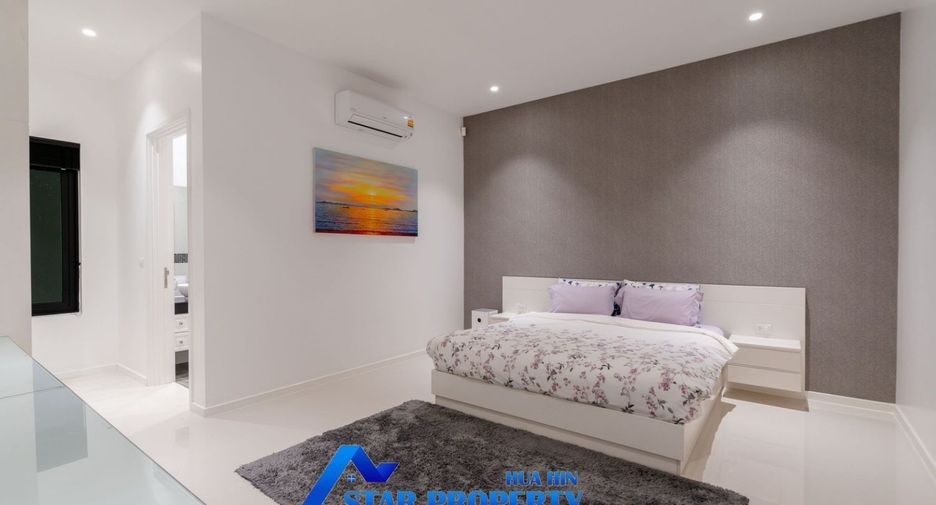 For sale 4 bedrooms house in Cha Am, Phetchaburi