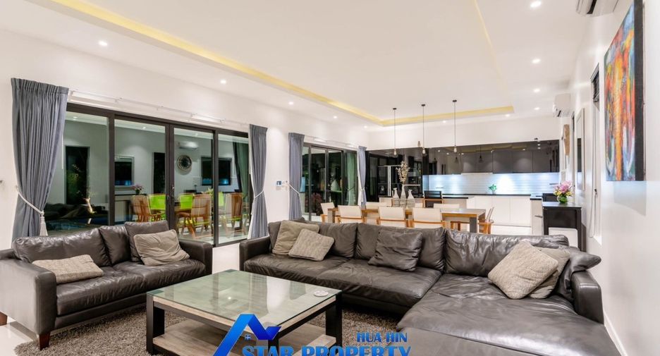 For sale 4 bedrooms house in Cha Am, Phetchaburi