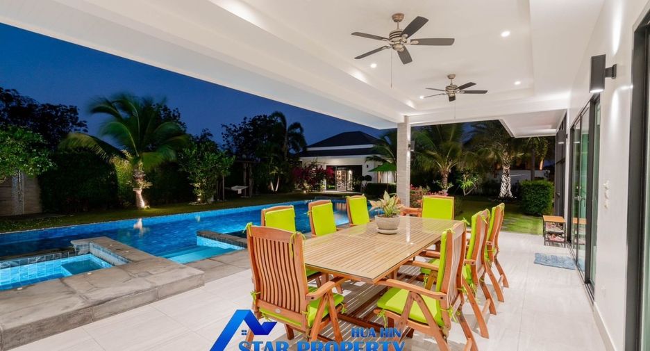 For sale 4 bedrooms house in Cha Am, Phetchaburi