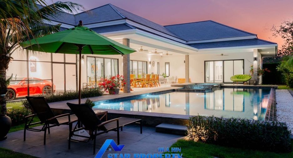 For sale 4 bedrooms house in Cha Am, Phetchaburi