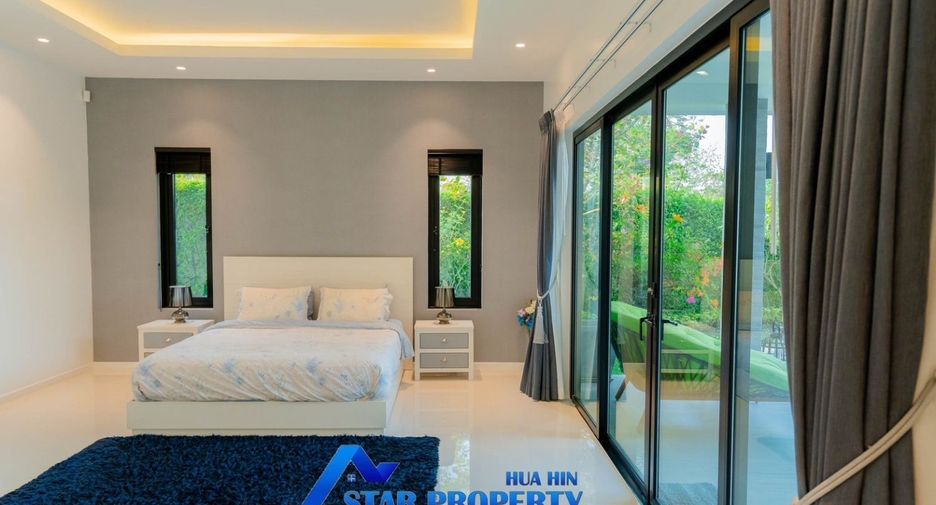For sale 4 bedrooms house in Cha Am, Phetchaburi