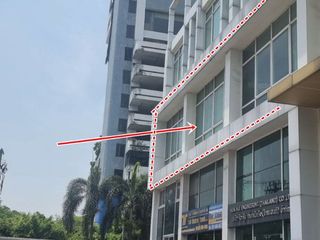 For sale retail Space in Huai Khwang, Bangkok