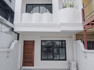 For sale 3 bed townhouse in Mueang Chiang Mai, Chiang Mai