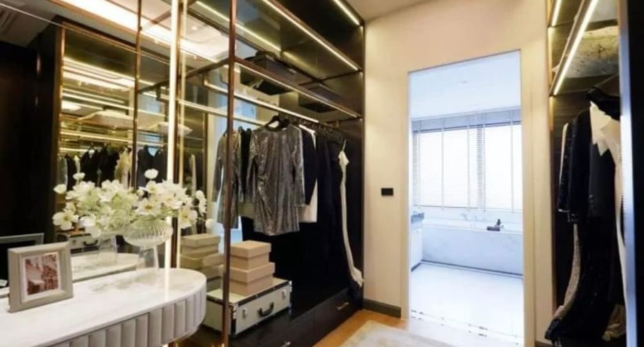 Casa en venta de 5 habitaciones en Saphan Sung, Bangkok