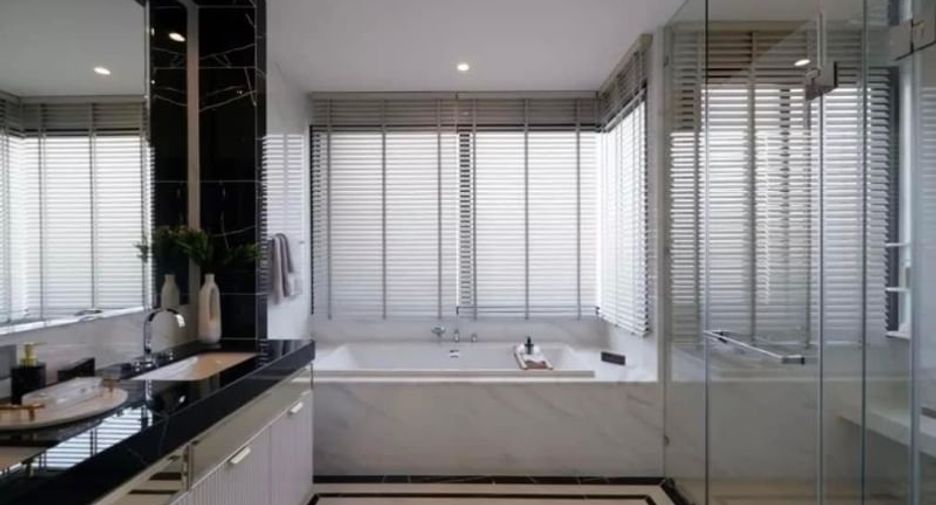 Casa en venta de 5 habitaciones en Saphan Sung, Bangkok