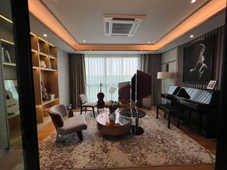 Casa en venta de 5 habitaciones en Saphan Sung, Bangkok