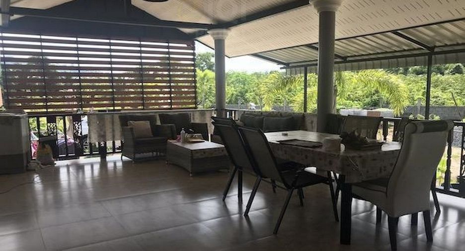 For sale 5 bed retail Space in Mueang Phangnga, Phang Nga