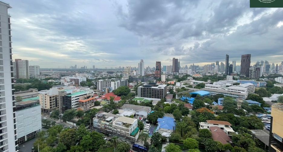 Condo en alquiler de 2 habitaciones en Khlong Toei, Bangkok