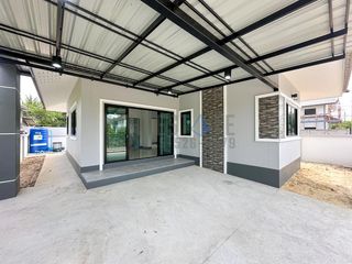 For sale 2 bedrooms house in Saraphi, Chiang Mai