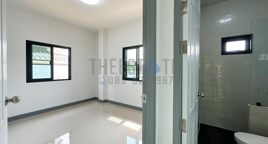 For sale 2 bedrooms house in Saraphi, Chiang Mai
