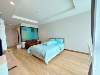 Condo en alquiler de 1 habitaciones en Si Racha, Chonburi