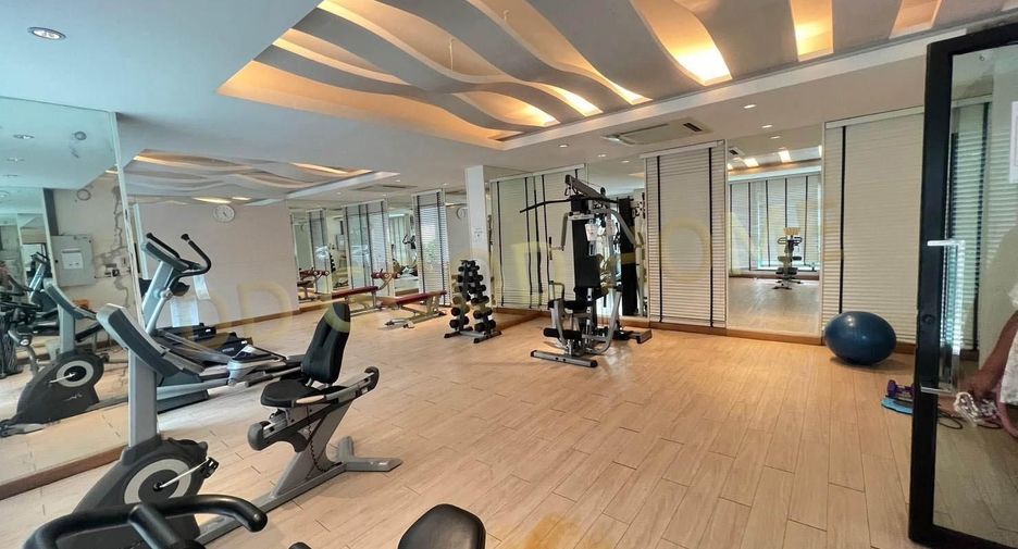 For sale 1 bed condo in Suan Luang, Bangkok