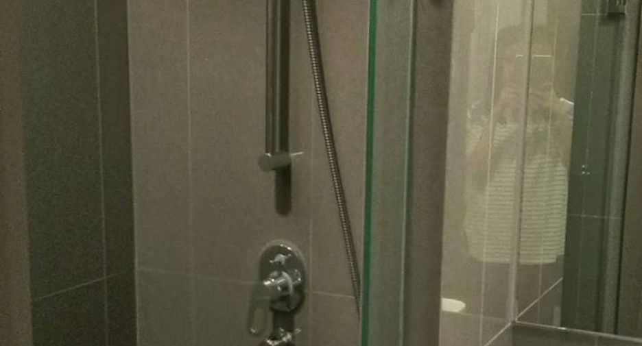 Wohnung zur Miete mit 1 Zimmer in Bang Rak, Bangkok