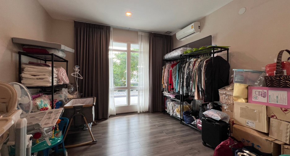 For sale 5 ベッドルーム house in Bang Bon, Bangkok