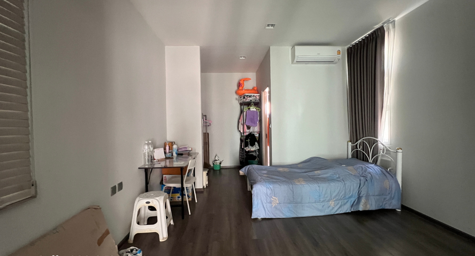 For sale 5 ベッドルーム house in Bang Bon, Bangkok