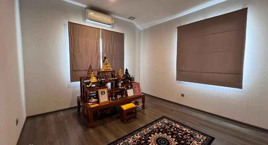 For sale 5 ベッドルーム house in Bang Bon, Bangkok
