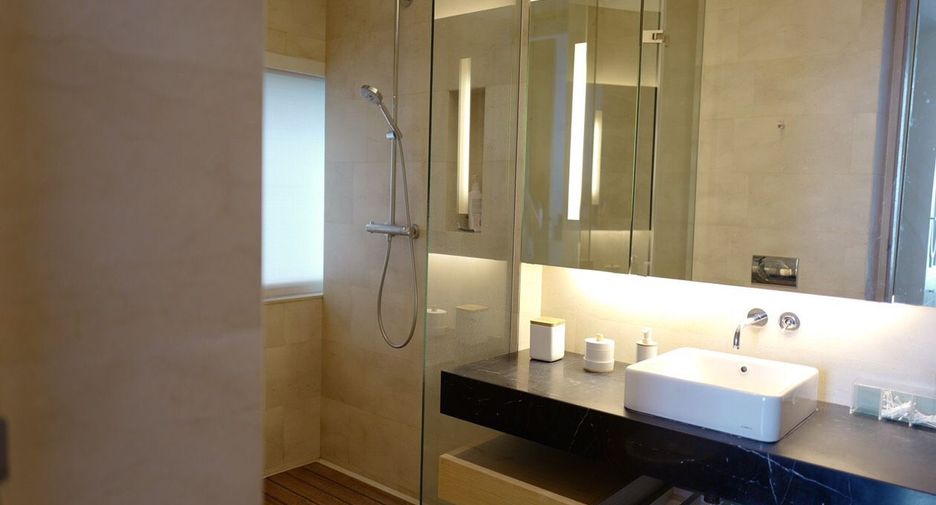 For rent and for sale 3 bedrooms condo in Khlong Toei, Bangkok