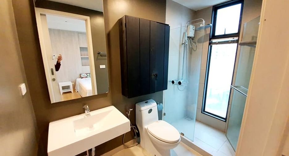 À vendre 2 chambres appartement à Phaya Thai, Bangkok