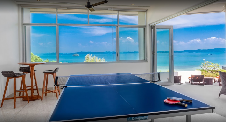 For rent and for sale 5 bedrooms villa in Thalang, Phuket