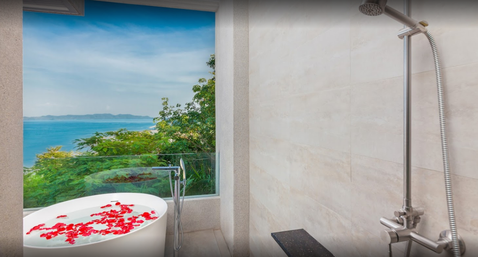 For rent and for sale 5 bedrooms villa in Thalang, Phuket