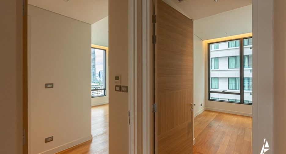 À vendre 2 chambres condo à Pathum Wan, Bangkok