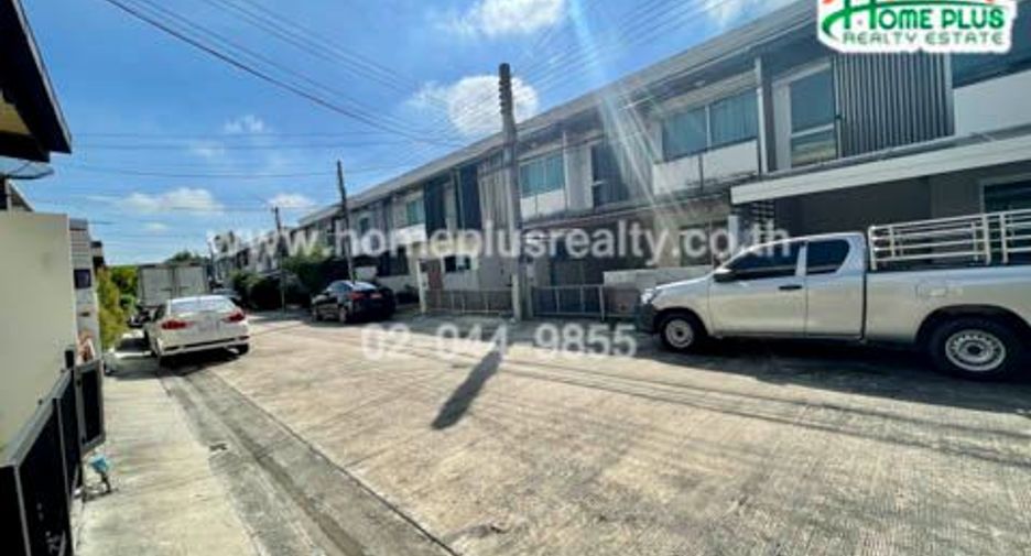 For sale 3 bedrooms townhouse in Min Buri, Bangkok