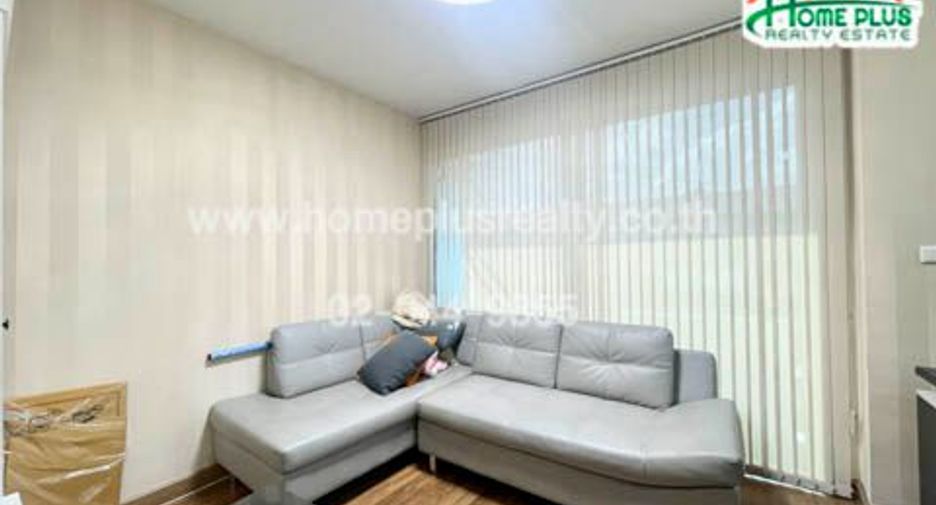 For sale 3 bedrooms townhouse in Min Buri, Bangkok