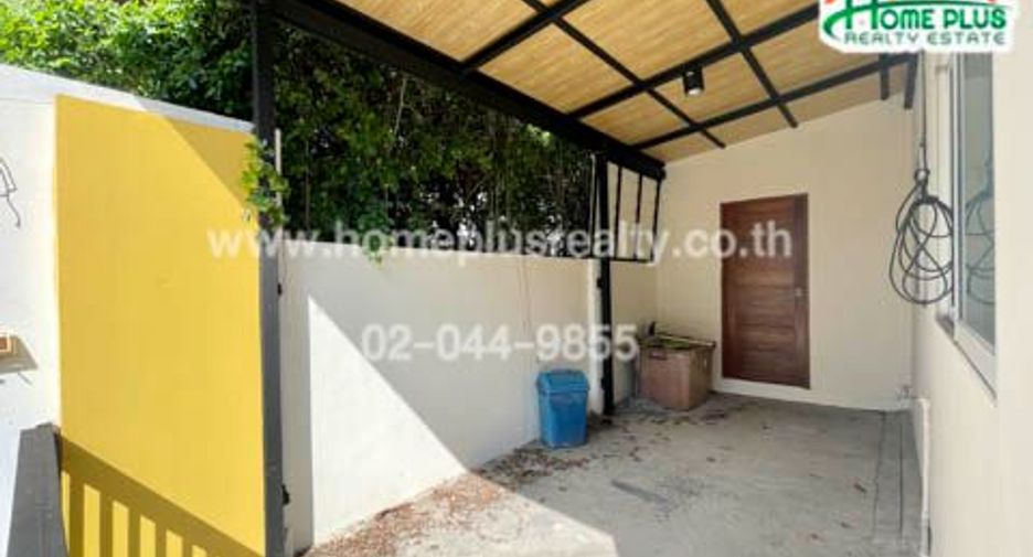 For sale 3 bedrooms townhouse in Min Buri, Bangkok