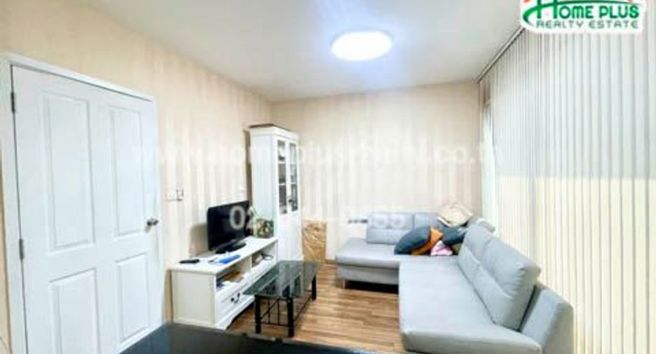 For sale 3 bedrooms townhouse in Min Buri, Bangkok