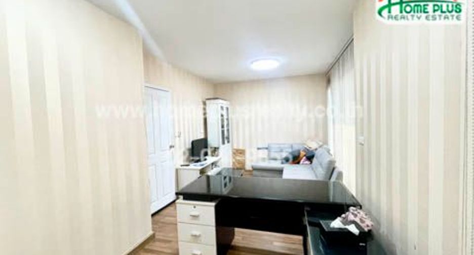 For sale 3 bedrooms townhouse in Min Buri, Bangkok