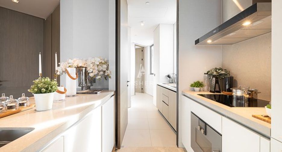For sale 2 bed condo in Khlong San, Bangkok