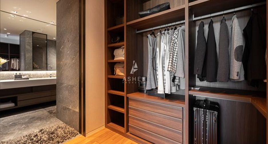 For sale 2 bed condo in Khlong San, Bangkok