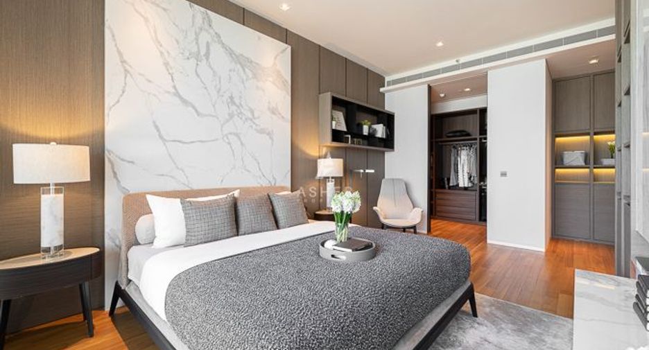 For sale 2 bed condo in Khlong San, Bangkok
