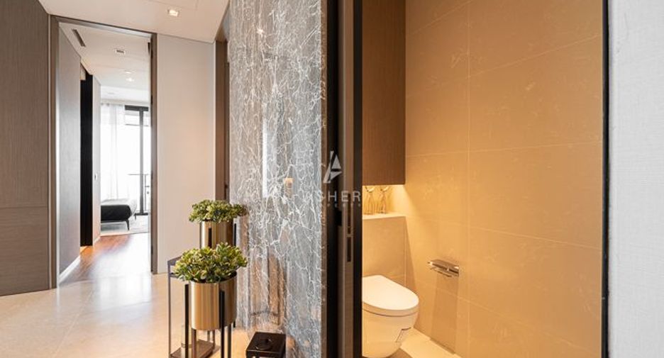 For sale 2 bed condo in Khlong San, Bangkok