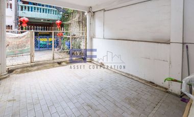 Reihenhaus zur Miete und zum Kauf mit 2 Zimmer in Huai Khwang, Bangkok