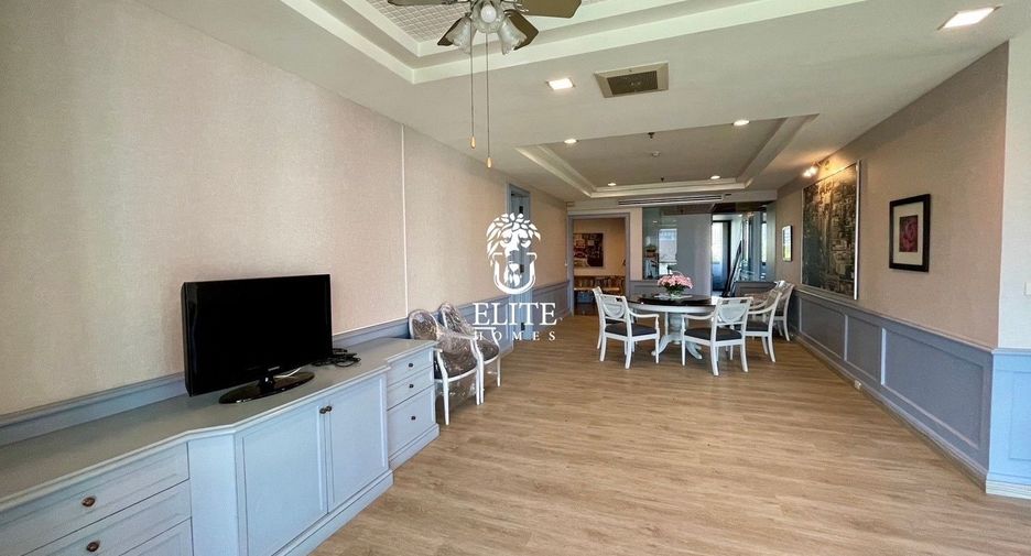 For rent 3 ベッドルーム condo in Pathum Wan, Bangkok